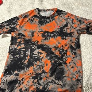 Under armor boys sport shirt